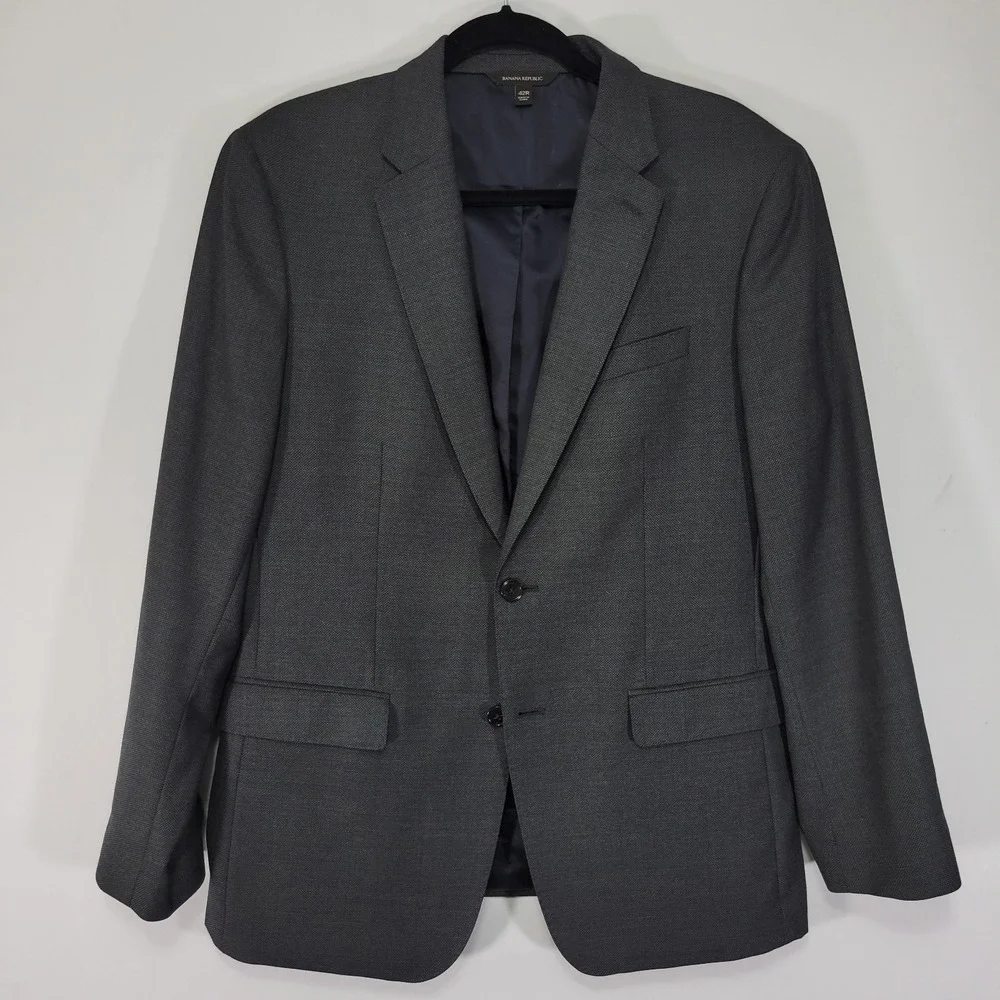 Banana Republic Men's Sport Coat Blazer Two Button Gray Birds Eye Wool‎ Gray 42R